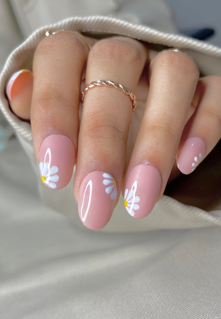 get cute summer white floral yellow flower nails online in India