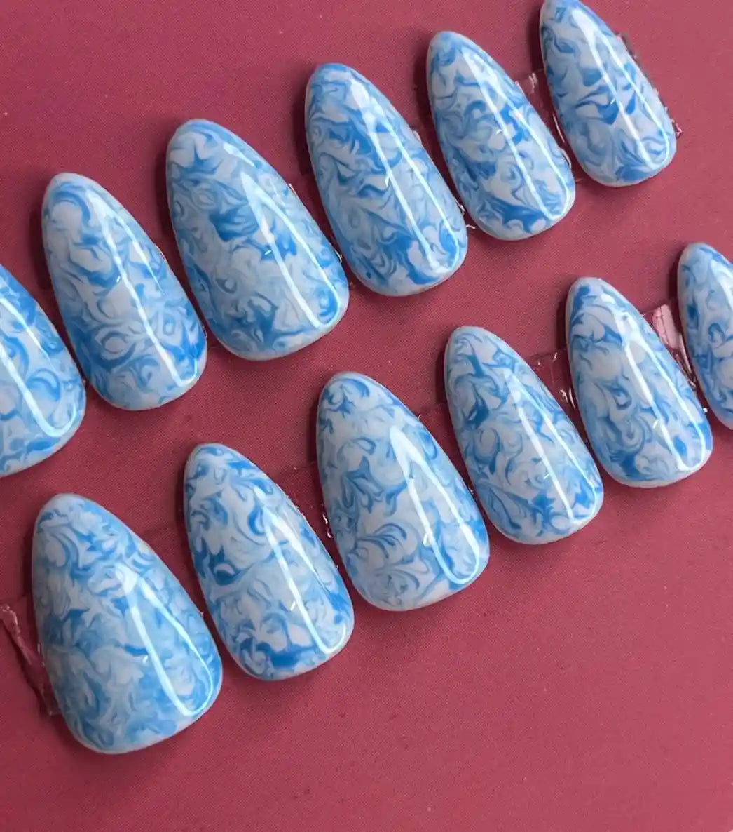 Aqua Marble reusable soft gel press-on nail set by Naakhun
