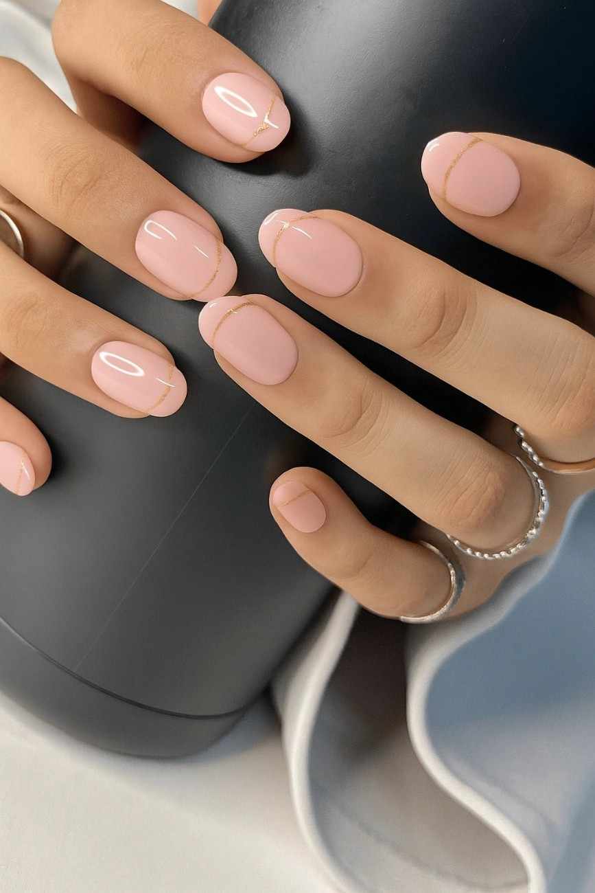 Minimal shimmer line press-on nails for elegant everyday style
