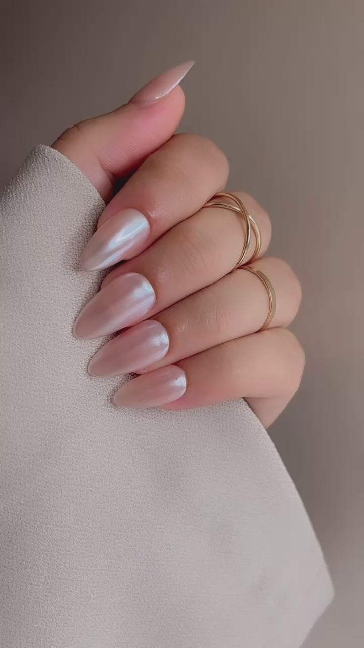 glossy shiny pink silver chrome press on nails