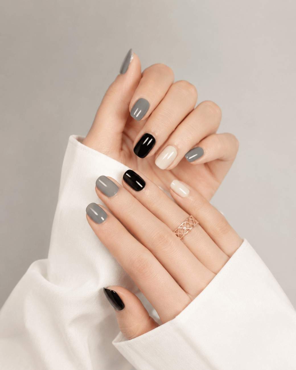 Minimalist press-on nails with clean and elegant finish