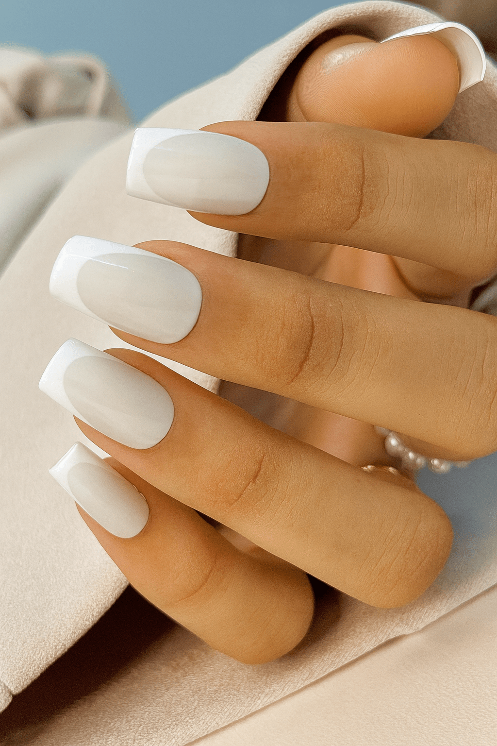 get white french tip fake artificial nails online in india